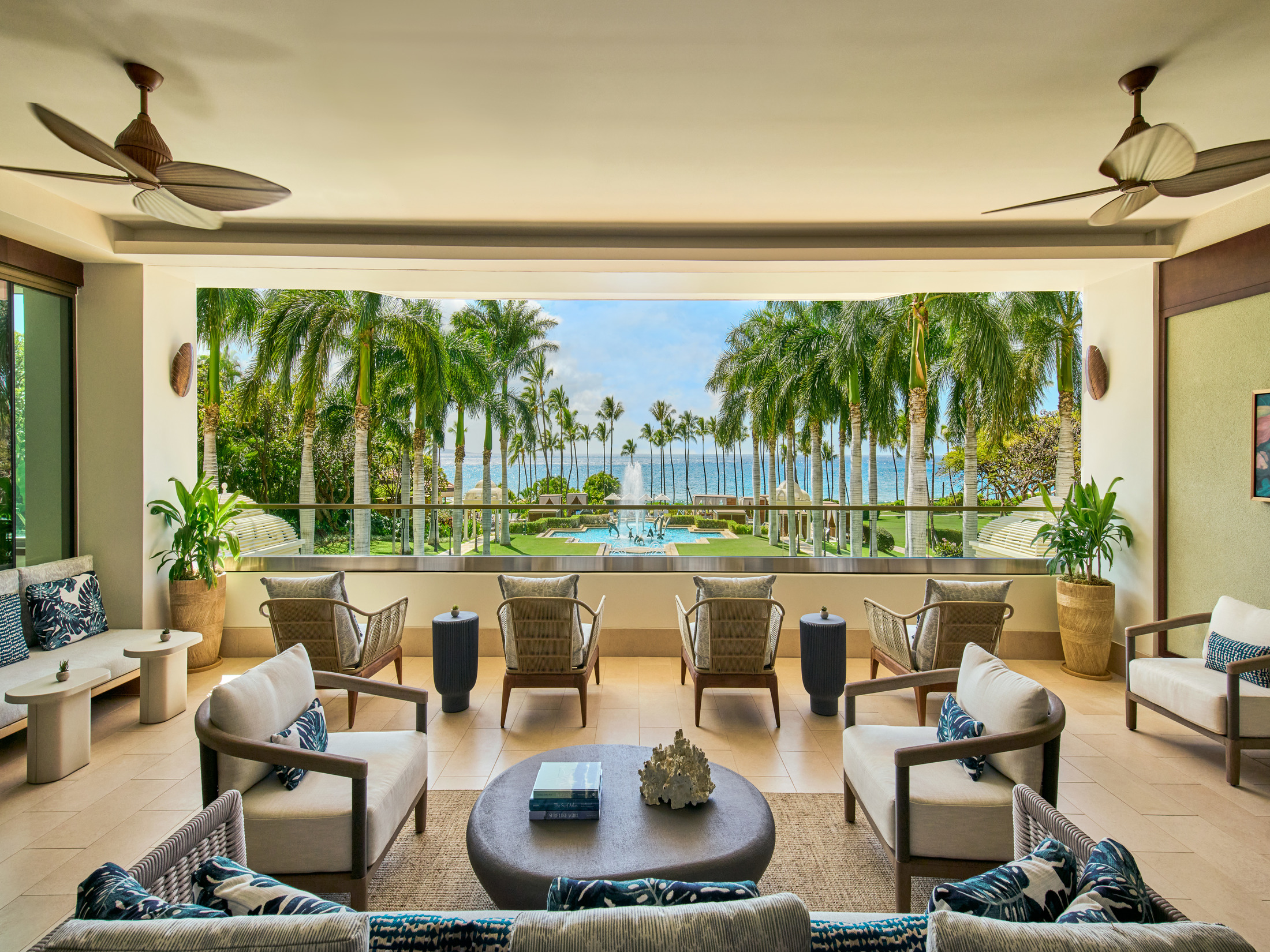 Reflections Lounge overlooking Grand Wailea Resort