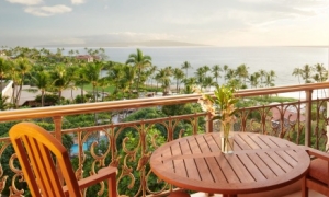 The ocean, below a balcony of a Grand Wailea hotel room